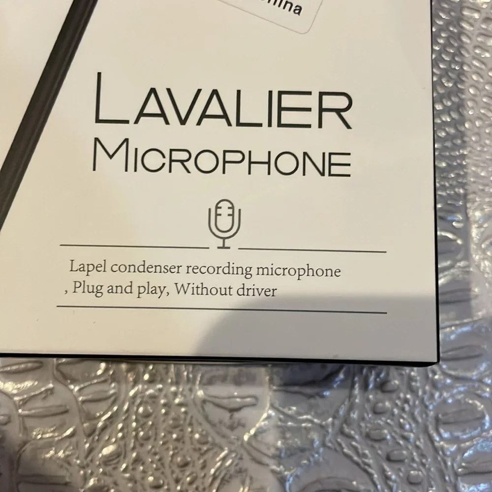 Black Lavalier Lapel Microphone – Compact Clip-On Mic